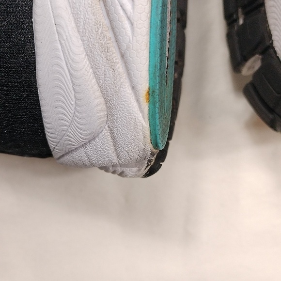 Saucony neutral women's sneakers size 11 - Picture 6 of 13